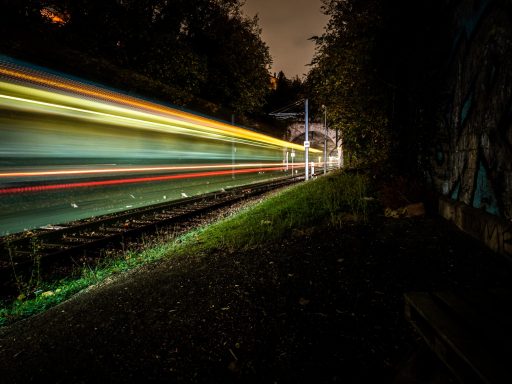Tramway T2 en banlieue parisienne